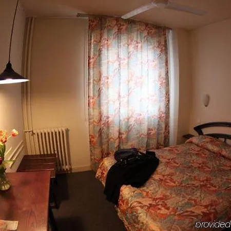Otel Garden 2*