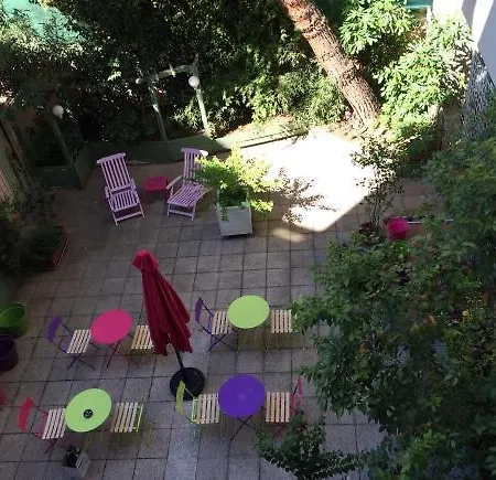 Otel Garden 2*